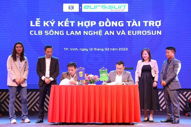 Sông Lam Nghệ An nhận thêm nguồn lực ở hai mùa giải V-League ảnh 1