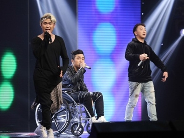 "Nhân tố bí ẩn": Rơi nước mắt sau màn thí sinh 16 tuổi gặp lại mẹ ảnh 3