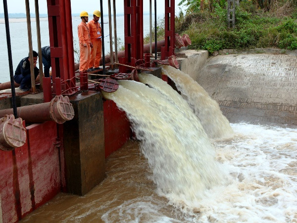 Điều tiết hồ chứa thủy điện phục vụ sản xuất lúa Đông Xuân 2014-2015 ảnh 1