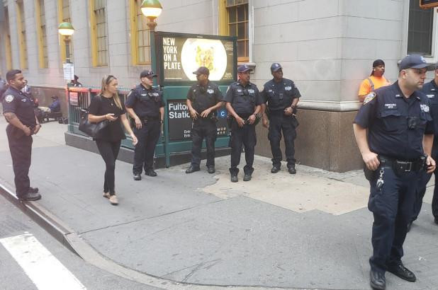 Mỹ: Sơ tán ga tàu điện ngầm ở New York do gói đồ khả nghi ảnh 1