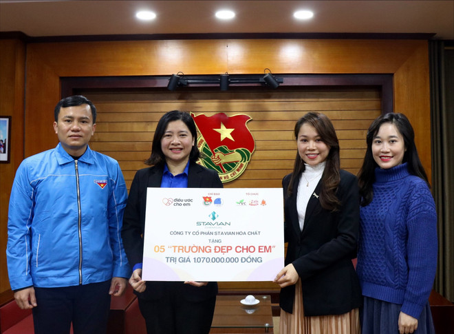 Stavian Chemical khởi công xây 5 điểm trường hỗ trợ trẻ em vùng cao ảnh 1