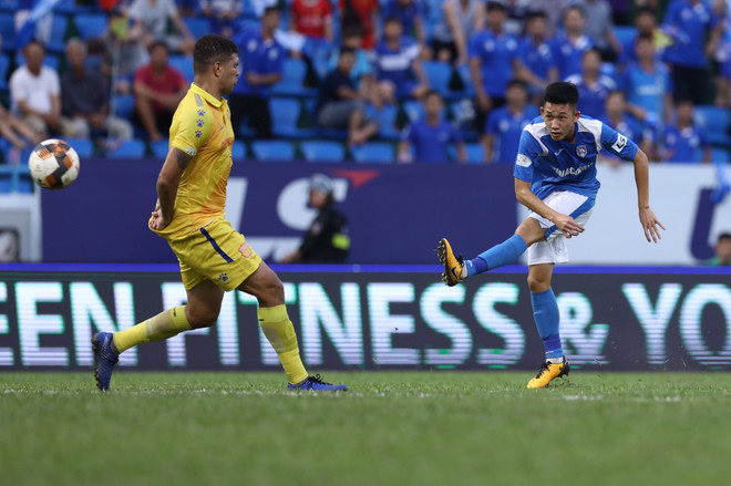 Sao trẻ U22 Việt Nam nhận mưa lời khen nhờ siêu phẩm trước Nam Định ảnh 1