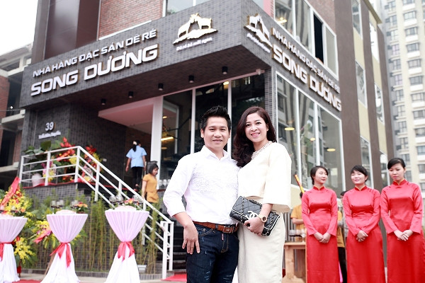 Sao Việt chúc mừng Trọng Tấn “bén duyên” với đặc sản dê ré ảnh 6