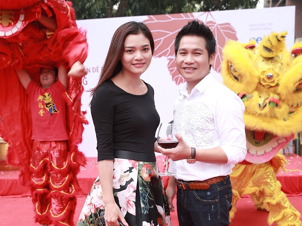 Sao Việt chúc mừng Trọng Tấn “bén duyên” với đặc sản dê ré ảnh 4