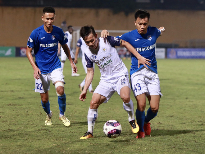 'Hà Nội FC vẫn còn nhiều khó khăn sau chiến thắng trước Quảng Ninh' ảnh 1