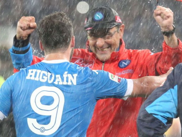 Sarri-Higuan: Quên hết những cay đắng ngày xưa để làm lại từ đầu ảnh 1