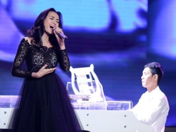 "Nhân tố bí ẩn": MC Thành Trung "bấn loạn" từ tiết mục đầu tiên ảnh 2