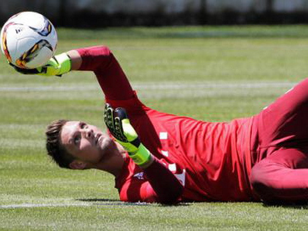 Bayern tỏ ra bất cần Schweinsteiger, để ngỏ cơ hội cho Old Trafford ảnh 3