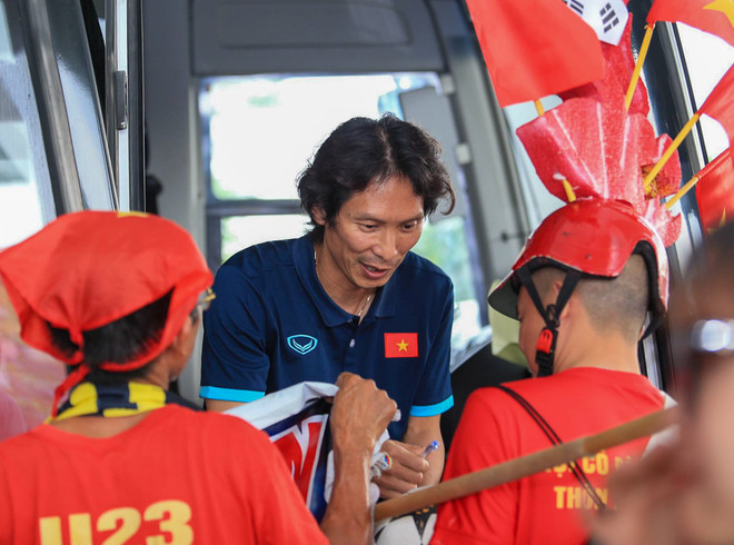 HLV Gong Oh-kyun: 'Tôi không quá coi trọng thành tích ở U23 Việt Nam' ảnh 1