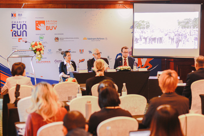 Hơn 8.000 người tham dự giải chạy gây quỹ từ thiện FunRun 2022 ảnh 1