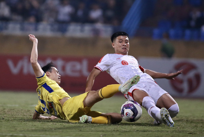 FPT Play sở hữu bản quyền V-League trong giai đoạn 2023-2027 ảnh 1