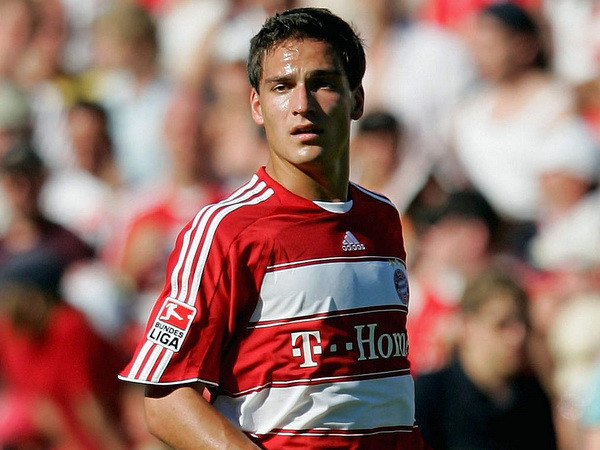 Mats Hummel, Renato Sanches chính thức cập bến Bayern Munich ảnh 3