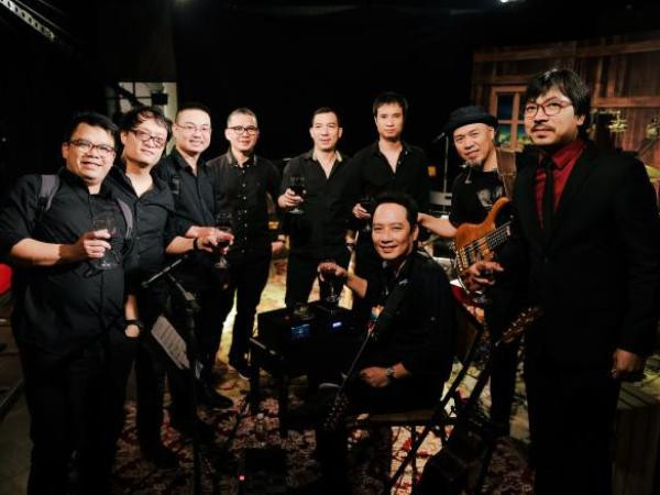 Music Home: Trải nghiệm live concert tiêu chuẩn phòng thu tại... nhà ảnh 3