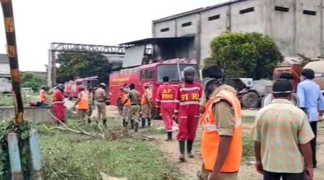 Nổ đường ống khí amoniac tại một nhà máy ở Ấn Độ gây thương vong ảnh 1