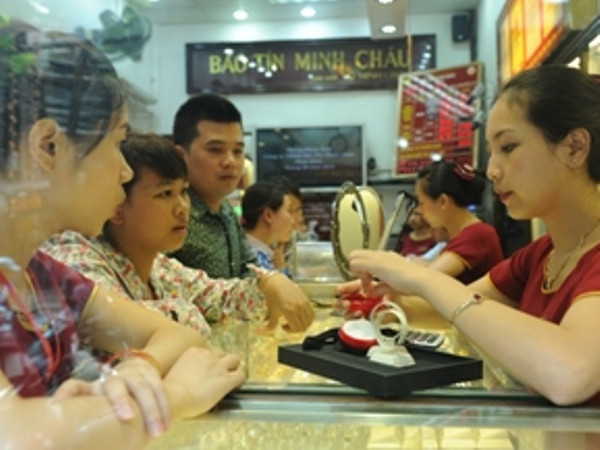 Vàng trong nước tăng lên 55,5 triệu đồng, giao dịch không biến động ảnh 1