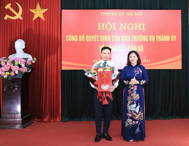 Hà Nội bổ nhiệm hai Phó Tổng biên tập mới cho Báo Hànộimới ảnh 1