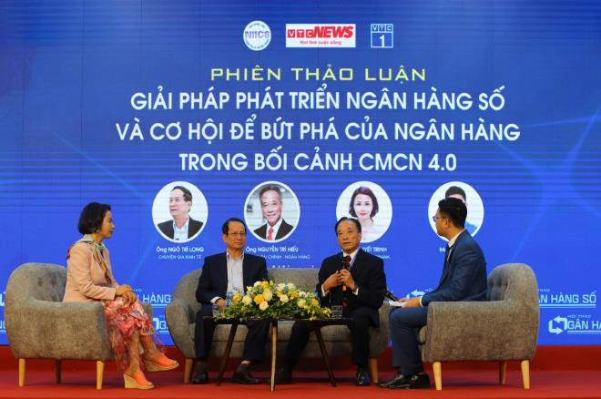 Các đại biểu tại Hội thảo ngân hàng số. (Ảnh: CTV/Vietnam+) Chuyển đổi số ngành ngân hàng: An toàn thông tin là thách thức ảnh 1