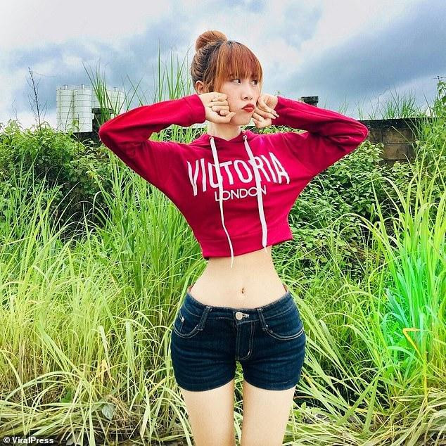 Cô gái nổi tiếng khắp mạng xã hội với vòng eo 37,8 cm ảnh 1