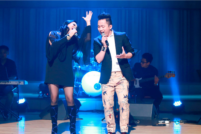 [Photo] Đêm nhạc "Chảy đi sông ơi': Cuồn cuộn xúc cảm ảnh 1
