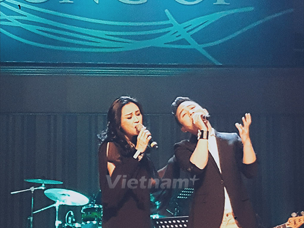 Đêm nhạc thiện nguyện "Chảy đi sông ơi": "Như đang còn hơi ấm bàn tay" ảnh 1