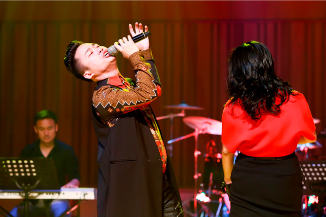 [Photo] Đêm nhạc "Chảy đi sông ơi': Cuồn cuộn xúc cảm ảnh 10