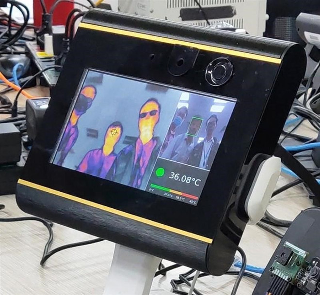 Vingroup sản xuất máy thở, cam kết cung cấp với giá thành linh kiện ảnh 1