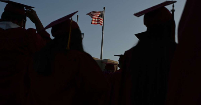 Sinh viên Trung Quốc tại Mỹ lo ngại về quy định thị thực mới ảnh 1