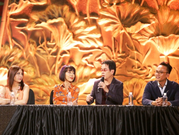 “Cơn bão” bolero đổ bộ hiện nay hay sự bế tắc của làng nhạc Việt? ảnh 2