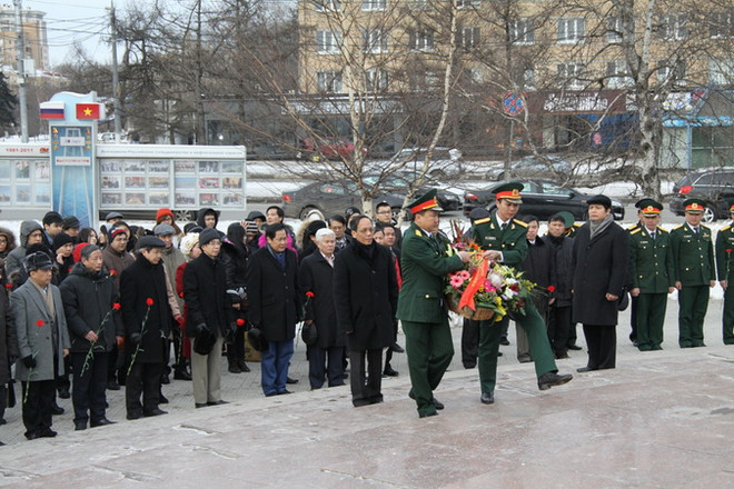 Kỷ niệm 84 năm thành lập Đảng Cộng sản Việt Nam tại Nga ảnh 3