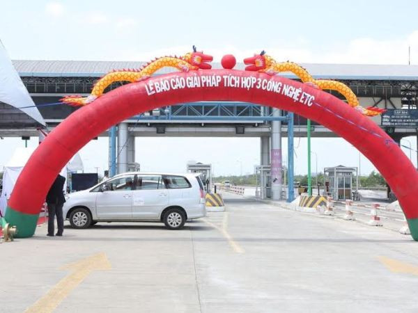 Thu phí tự động không dừng: Tích hợp công nghệ 3 trong 1 ảnh 1