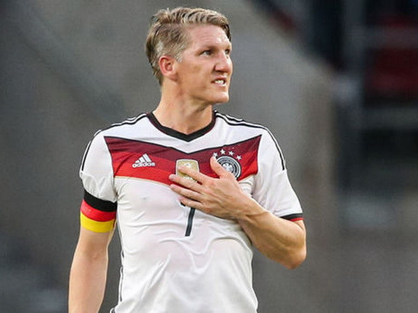 Schweinsteiger có thể kịp đến Pháp mùa hè này cùng tuyển Đức ảnh 1