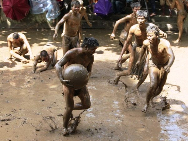 Năm lễ hội cổ độc đáo của Bắc Bộ nên đi sau rằm tháng Giêng ảnh 5