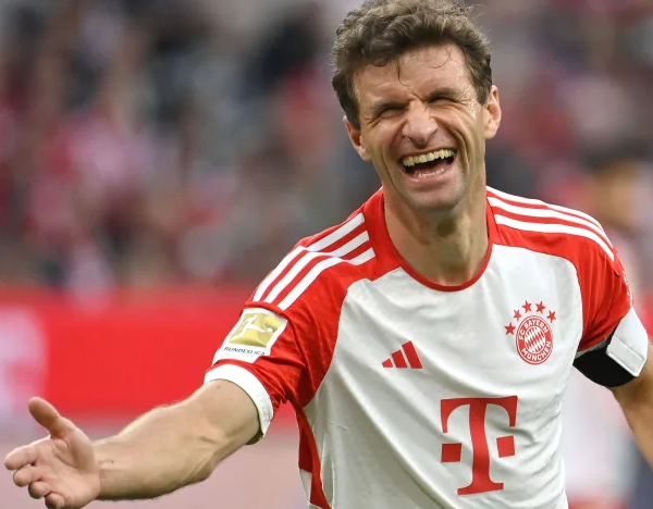 HLV Heynckes: Thomas Müller trong bóng đá cũng như Raphael của hội họa ảnh 19