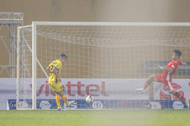 Vì sao mùa giải mới V-League 2021 mở màn hấp dẫn với nhiều bất ngờ? ảnh 1