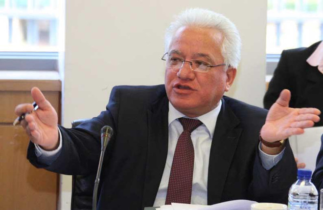 Trước sức ép dư luận, Bộ trưởng Tư pháp Cyprus từ chức ảnh 1