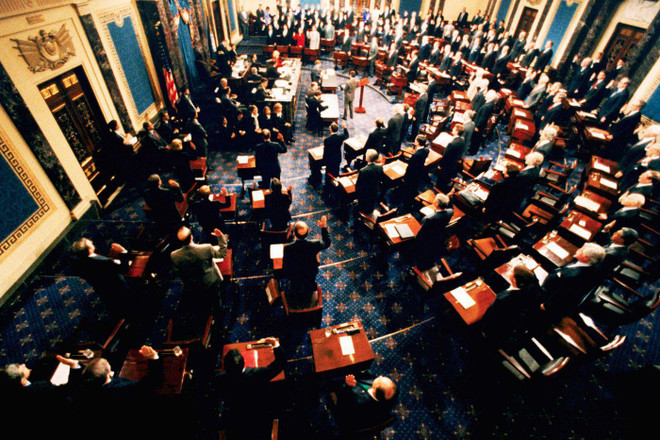 Các thượng nghị sỹ Dân chủ yêu cầu điều tra Tổng thống Donald Trump ảnh 1