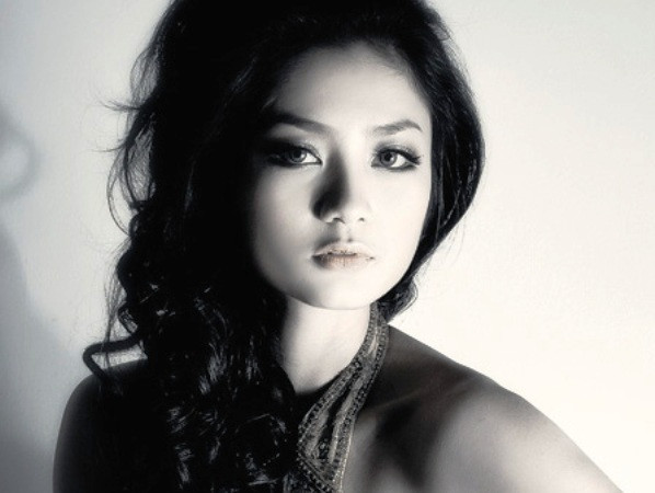 "Bánh đúc có xương": Góc khuất trong quan hệ mẹ kế- con chồng ảnh 1