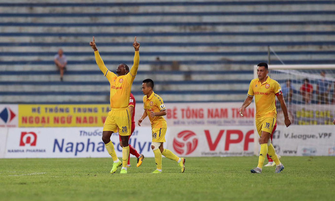 Vòng 7 V-League: Thanh Hóa tiếp tục thắng nhờ “thay tướng, đổi vận” ảnh 2