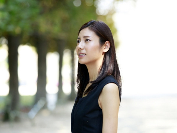 Lộ diện nữ diễn viên Nhật Bản xinh đẹp trong phim “Khúc hát mặt trời” ảnh 5