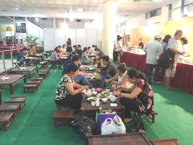 Hội chợ “Thực phẩm-Nông sản sạch” thu hút người tiêu dùng Thủ đô ảnh 2