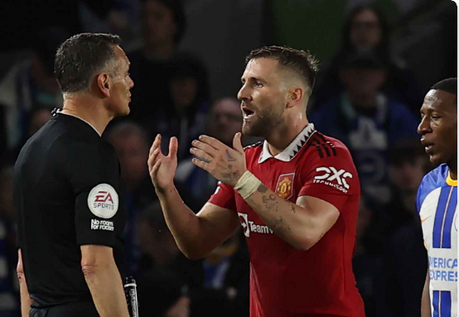 Manchester United thua Brighton, cuộc đua top 4 ngày càng gay cấn ảnh 2