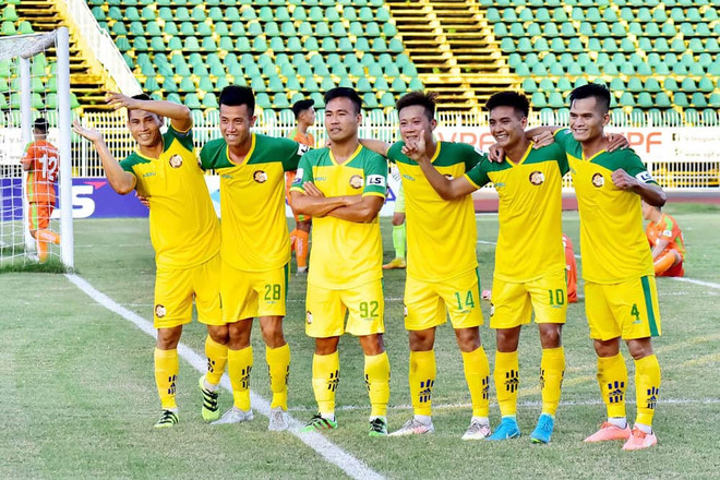 Chủ tịch CLB Cần Thơ: ‘Làm bóng đá cần người như bầu Đức, bầu Hiển' ảnh 1