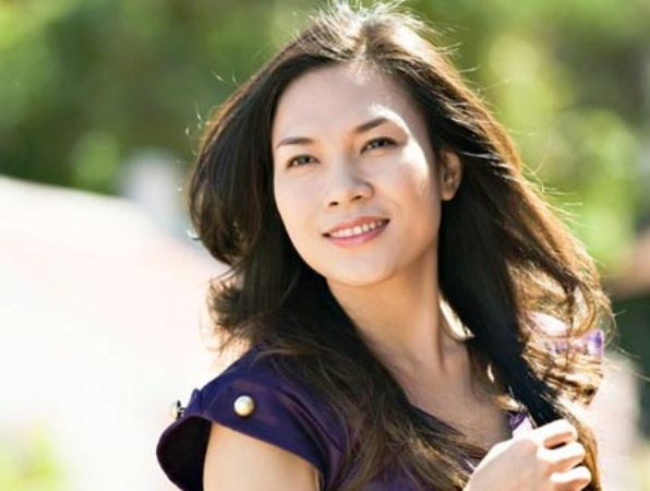 “Họa mi tóc nâu” Mỹ Tâm khai màn “Đẹp Việt” trong ngày 8/3 ảnh 1