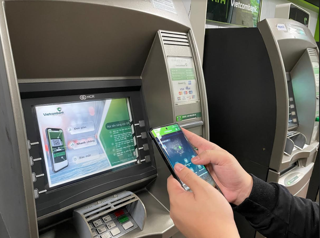 Rút tiền mặt bằng mã QR trên máy ATM tại ngân hàng Vietcombank ảnh 1
