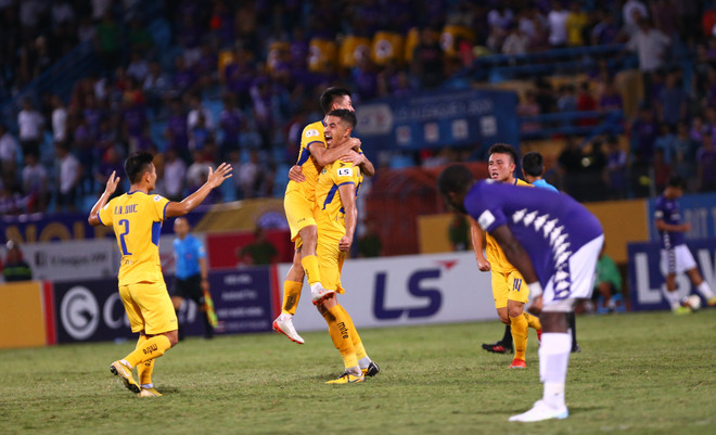 Vòng 6 V-League 2020: Cuộc đua tới ngã rẽ, các đội bắt đầu tách tốp ảnh 1