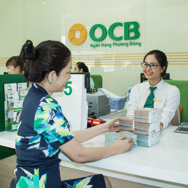 Lãnh đạo OCB dự báo xu hướng giảm lãi suất trong 2 tháng cuối năm vẫn có thể xảy ra. (Ảnh: PV/Vietnam+) Tiền gửi không kỳ hạn dần hồi phục dù lãi suất huy động giảm sâu ảnh 3