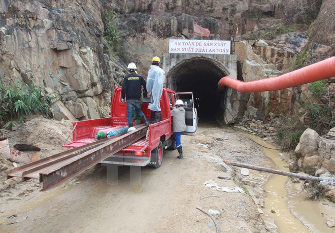 "Đêm nay có thể tiếp cận được với nhóm công nhân bị mắc kẹt" ảnh 1