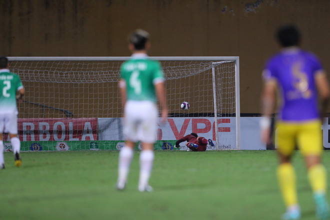 Hà Nội FC vô địch Cúp Quốc gia 2022 với hai siêu phẩm sút xa ảnh 1