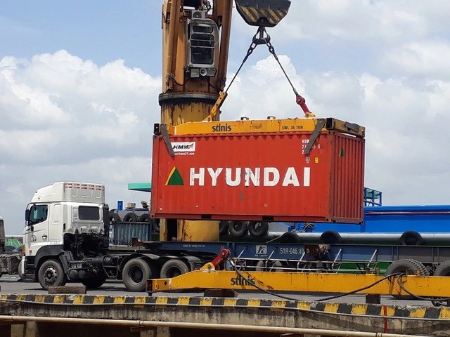 UOB: Giảm dự báo tăng trưởng GDP cả năm của Việt Nam xuống còn 5% ảnh 2