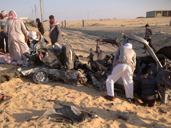 Ai Cập tiêu diệt 10 phần tử khủng bố ở sa mạc vùng Bắc Sinai ảnh 1